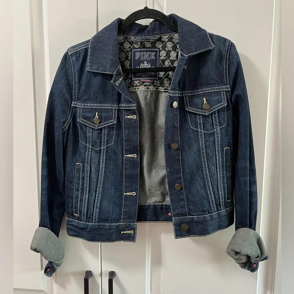Victoria’s Secret PINK denim jacket. Size medium - Picture 1 of 4